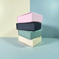 Easy Gifts Подаръчна кутия за 100 снимки 10X15 различни цветове